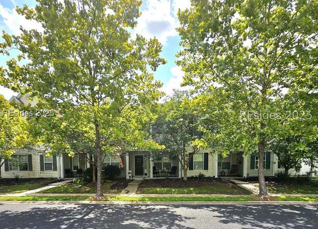 Property at 406 Park Side Way, Bluffton, SC 29909, 2 beds, 2.5 baths