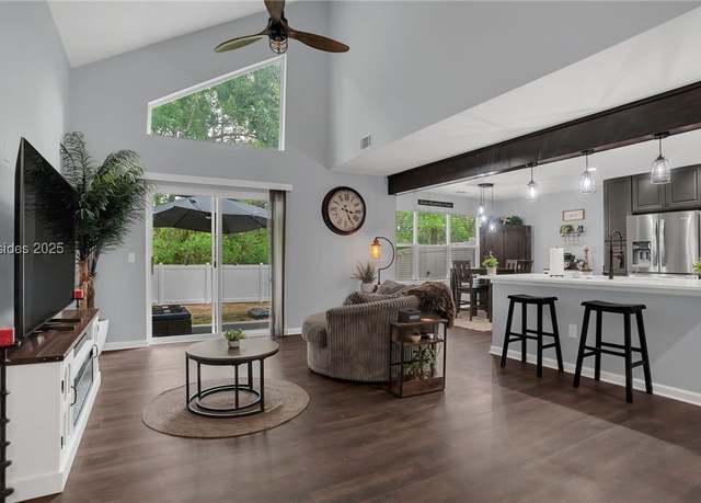 Property at 50 Lake Linden Ln #50, Bluffton, SC 29910, 3 beds, 2.5 baths
