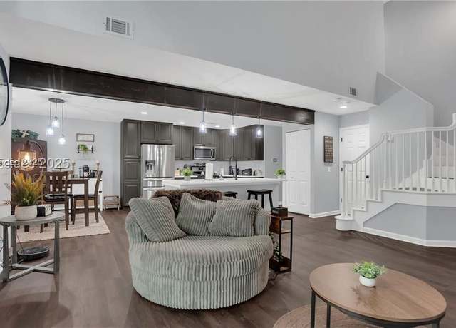 Property at 50 Lake Linden Ln #50, Bluffton, SC 29910, 3 beds, 2.5 baths