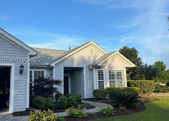 Property at 31 Pinckney Dr, Bluffton, SC 29909, 3 beds, 2 baths