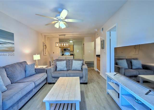 Property at 45 Folly Field Rd Unit 3L, Hilton Head Island, SC 29928, 2 beds, 2 baths