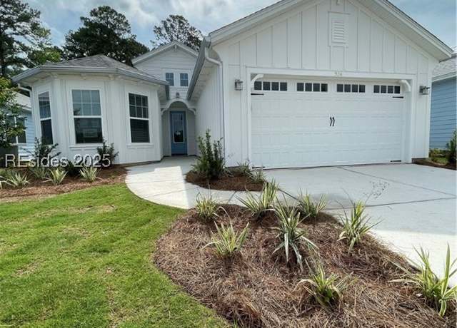 Property at 936 Tropics Ave, Hardeeville, SC 29927, 3 beds, 2 baths