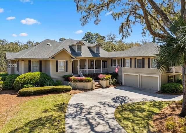 Property at 6 Marsh Dr, Hilton Head Island, SC 29928, 6 beds, 5.5 baths