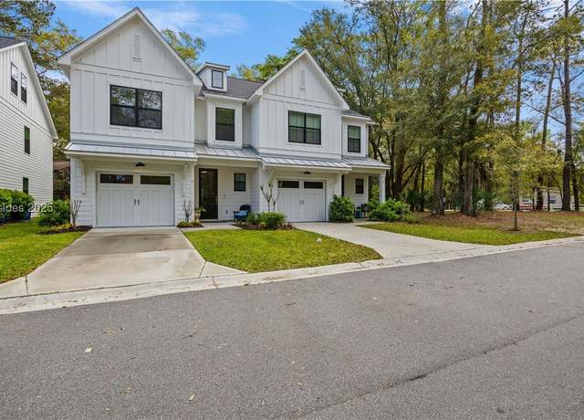 Property at 6 Pink Sand Ln, Hilton Head Island, SC 29926, 4 beds, 2.5 baths