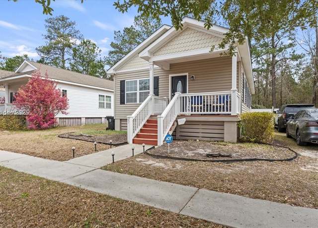 Property at 27 Okatie Park Cir E, Ridgeland, SC 29936, 3 beds, 2 baths