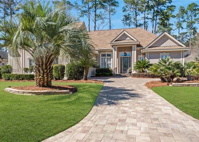 Property at 10 Wisteria Ln, Bluffton, SC 29909, 3 beds, 3.5 baths