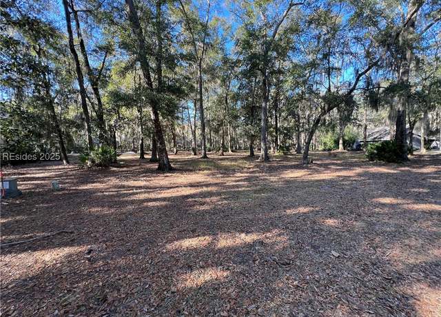 Property at 1 Buttonbush Ln, Hilton Head Island, SC 29926