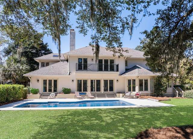 Property at 1 Long Brow Rd, Hilton Head Island, SC 29928, 4 beds, 4 baths