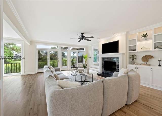 Property at 19 Audubon Pond Rd, Hilton Head Island, SC 29928, 3 beds, 3.5 baths
