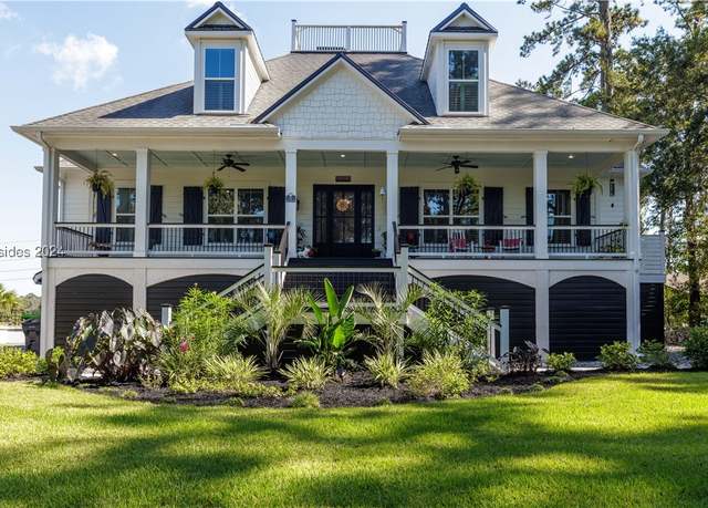 Property at 41 Buck Point Rd, Bluffton, SC 29910, 4 beds, 4 baths