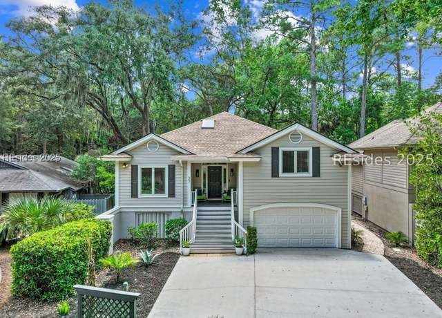 Property at 37 Lawton Rd, Hilton Head Island, SC 29928, 3 beds, 2 baths