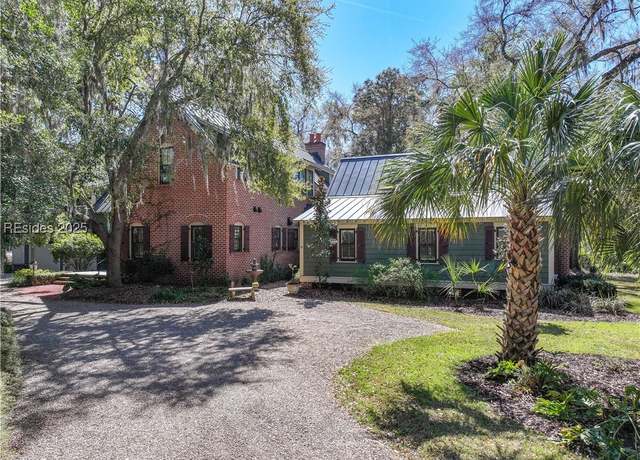 Property at 18 High Hope Way, Bluffton, SC 29910, 4 beds, 4.5 baths