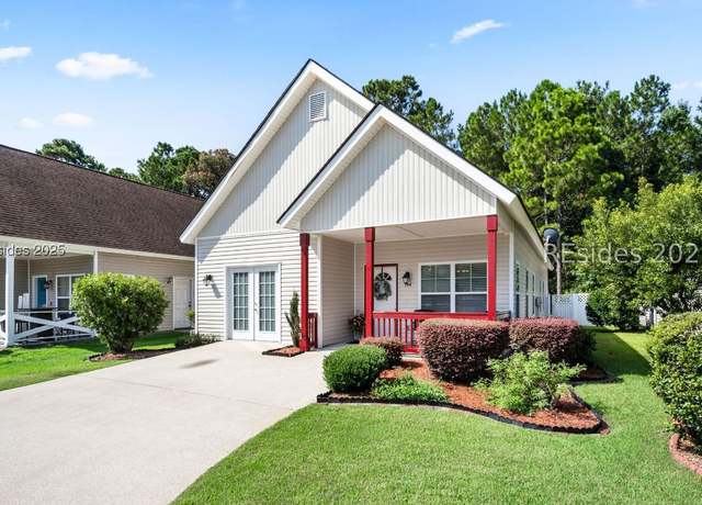Property at 104 Pine Forest Dr, Bluffton, SC 29910, 2 beds, 2 baths