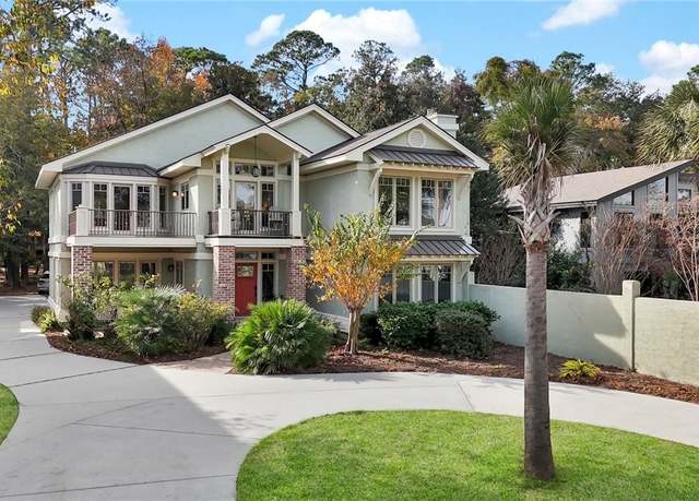 Property at 15 Dolphin Point Ln, Hilton Head Island, SC 29926, 5 beds, 4.5 baths