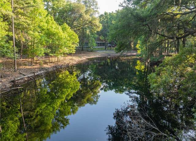 Property at 67 Marsh Hawk Dr, Beaufort, SC 29907
