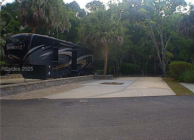 Property at 43 Jenkins Island Rd #14, Hilton Head Island, SC 29926