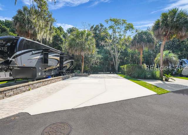 Property at 43 Jenkins Island Rd #14, Hilton Head Island, SC 29926