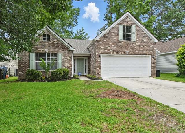 Property at 21 Hawthorne Ct, Bluffton, SC 29910, 4 beds, 2 baths