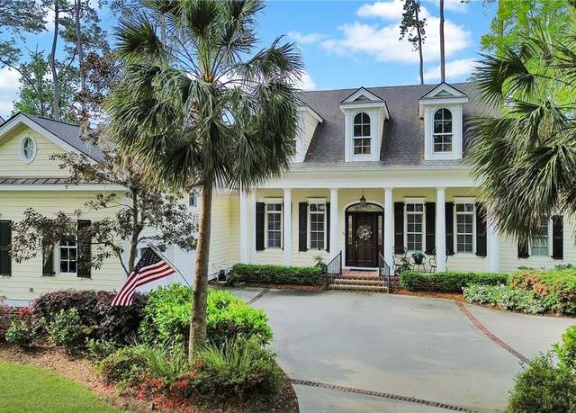Property at 44 Richland Dr, Bluffton, SC 29910, 4 beds, 4.5 baths