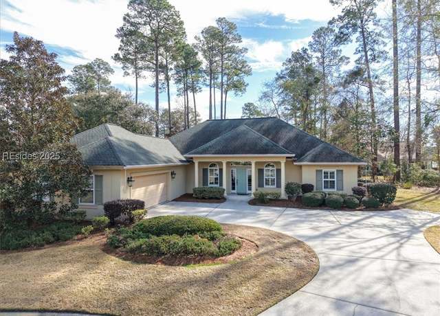 Property at 7 Oxban Ct, Bluffton, SC 29909, 2 beds, 2.5 baths