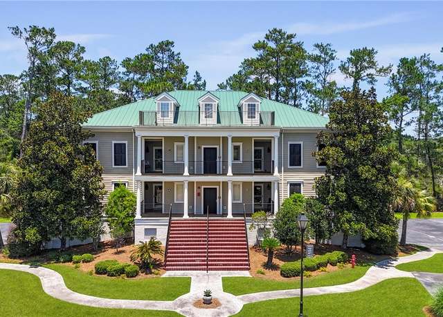 Property at 7 Crescent Point Dr Unit 7D, Bluffton, SC 29910, 3 beds, 3 baths