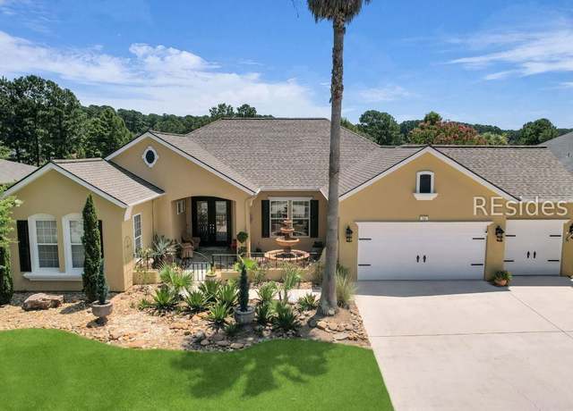 Property at 15 Baldwin Ln, Bluffton, SC 29909, 2 beds, 2.5 baths