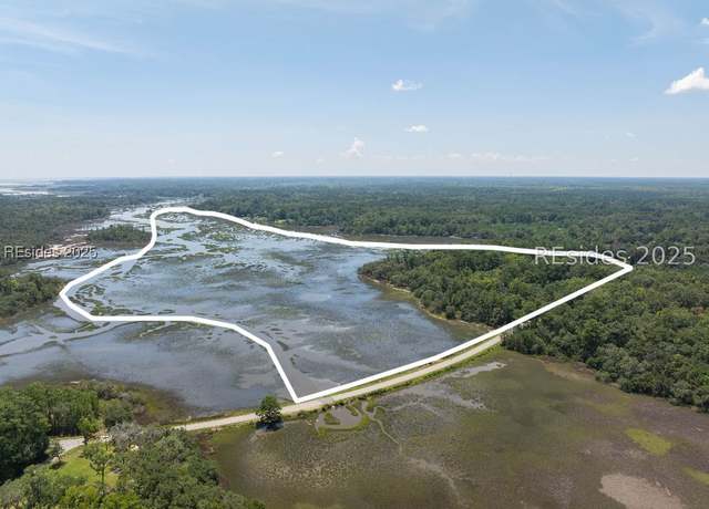 Property at 824 Knowles Island Rd, Ridgeland, SC 29936