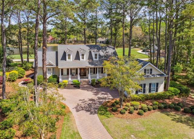 Property at 21 Bayley Rd, Bluffton, SC 29910, 4 beds, 4.5 baths