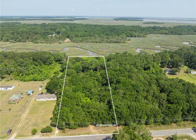 Property at 87 Coffin Point Rd, Saint Helena Island, SC 29920