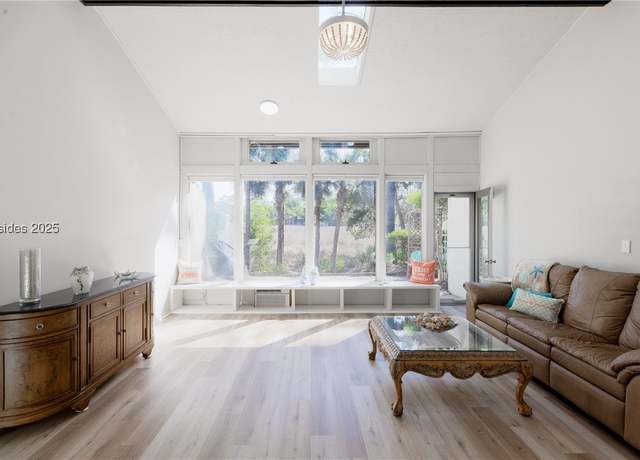 Property at 11 Devils Elbow Ln #11, Hilton Head Island, SC 29926, 1 bed, 2 baths