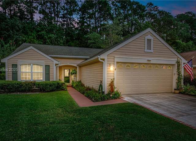 Property at 31 Broughton Cir, Bluffton, SC 29909, 2 beds, 2 baths