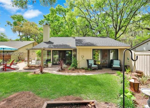 Property at 45 Timber Ln, Hilton Head Island, SC 29926, 2 beds, 2 baths