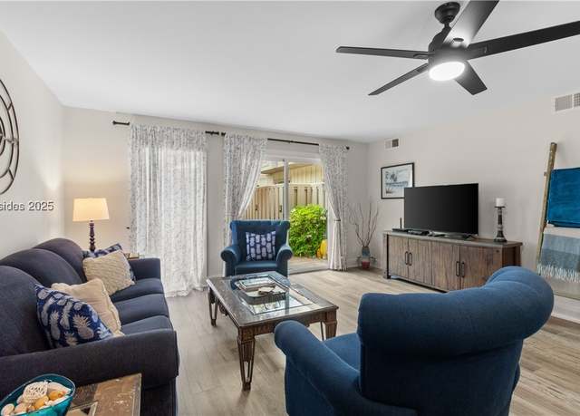 Property at 45 Queens Folly Rd #767, Hilton Head Island, SC 29928, 2 beds, 1 bath