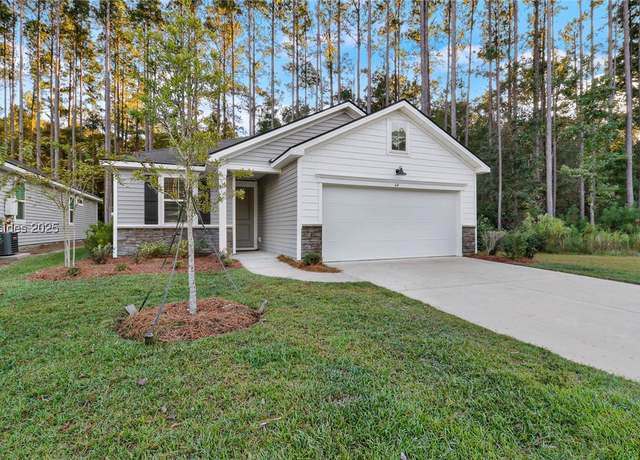 Property at 64 Parr Ct, Bluffton, SC 29910, 3 beds, 2 baths