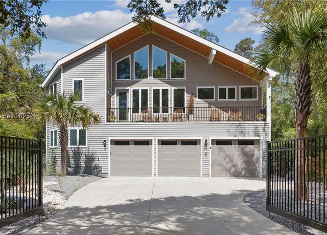Property at 9 Mimosa St, Hilton Head Island, SC 29928, 4 beds, 3 baths