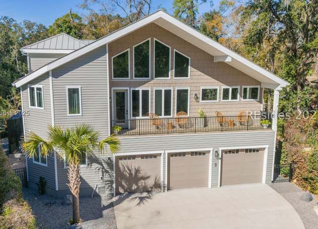 Property at 9 Mimosa St, Hilton Head Island, SC 29928, 4 beds, 3 baths