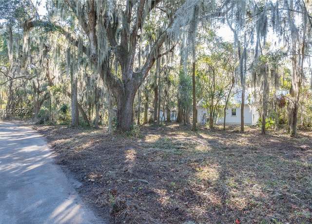 Property at 29 Maiden Ln, Bluffton, SC 29910