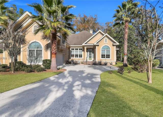 Property at 3 Normandy Cir, Bluffton, SC 29910, 4 beds, 3.5 baths