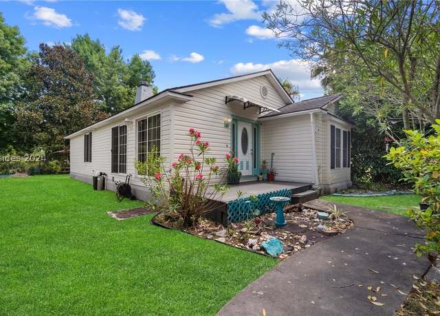 Property at 36 Sawmill Forest Dr, Bluffton, SC 29910, 2 beds, 2 baths