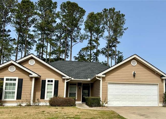 Property at 7 Station Loop, Bluffton, SC 29910, 3 beds, 2 baths