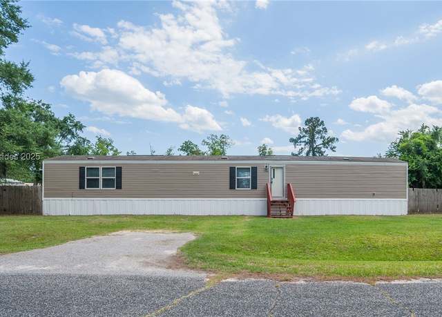 Property at 1749 Jasperstone Cir, Beaufort, SC 29906, 3 beds, 2 baths