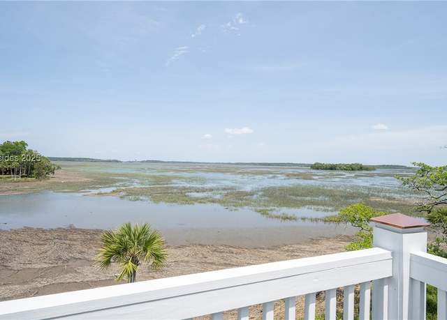 Property at 65 Royal Pointe Dr, Hilton Head Island, SC 29926, 4 beds, 4.5 baths