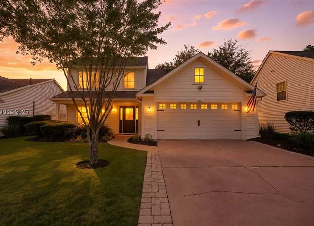 Property at 19 Lake Linden Dr, Bluffton, SC 29910, 3 beds, 2.5 baths