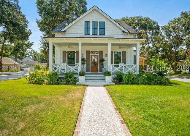 Property at 29 Veridian Park Dr, Beaufort, SC 29907, 4 beds, 3 baths