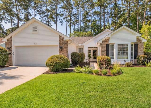 Property at 39 Chiffelle St, Bluffton, SC 29909, 2 beds, 2 baths