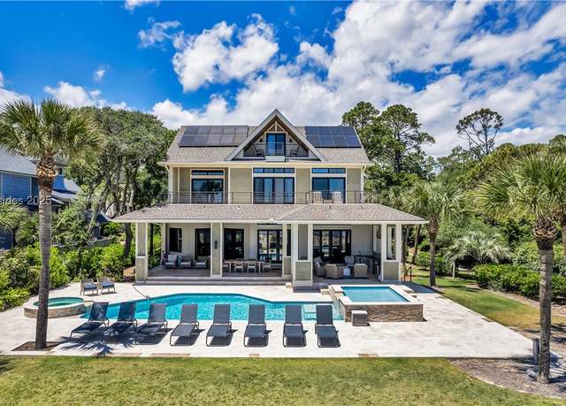 Property at 15 Grey Widgeon Rd, Hilton Head Island, SC 29928, 7 beds, 8.5 baths