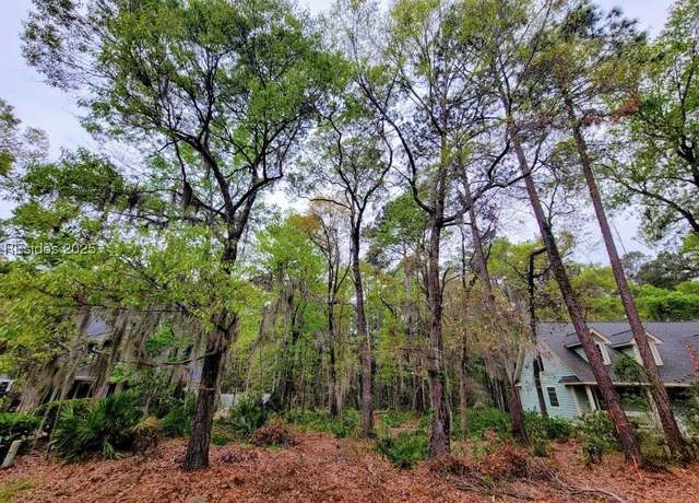 Property at 34 Old Sawmill Dr, Bluffton, SC 29910