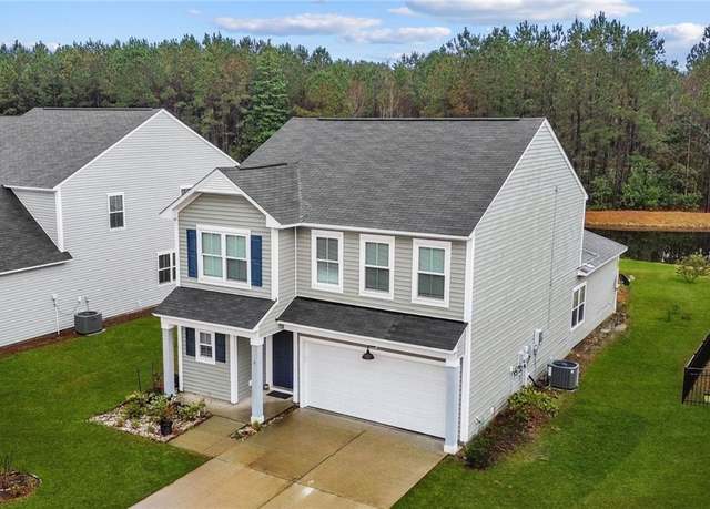 Property at 9 Woodland Ct, Bluffton, SC 29910, 5 beds, 2.5 baths