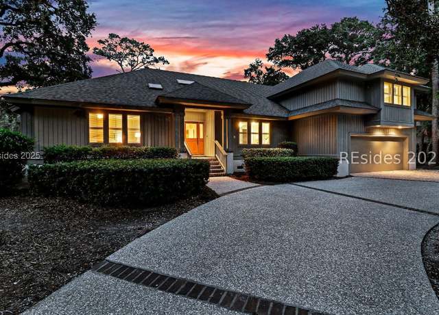Property at 1 Saint Andrews Pl, Hilton Head Island, SC 29928, 5 beds, 5.5 baths