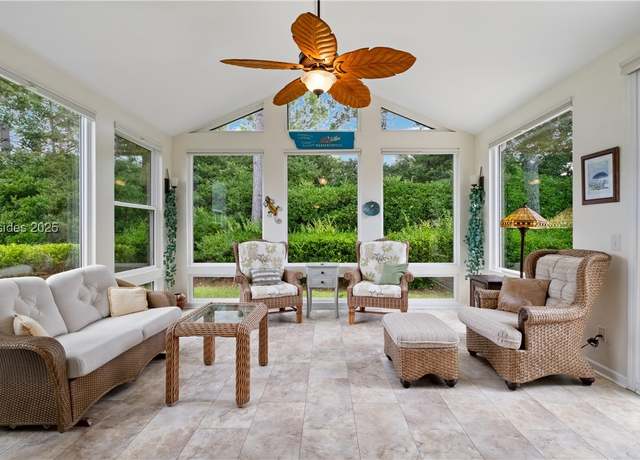 Property at 525 Colonel Thomas Heyward Rd, Bluffton, SC 29909, 2 beds, 2 baths